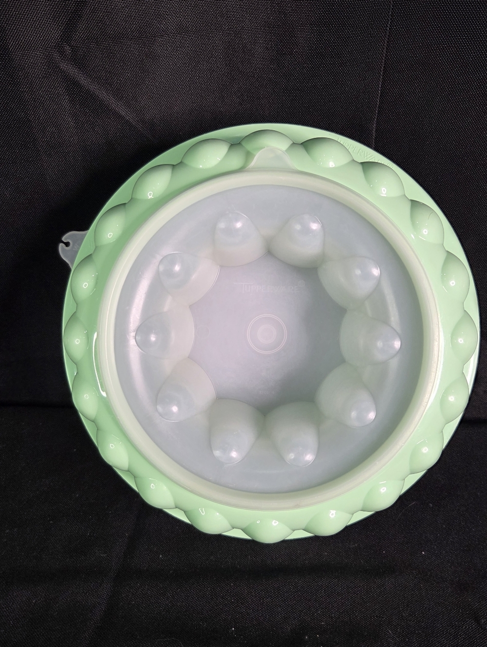 VTG Tupperware Jello Mold